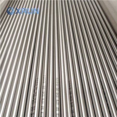 Titanium Beta 21s bár